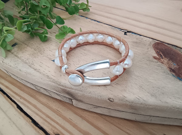 Large Pearl Bracelet