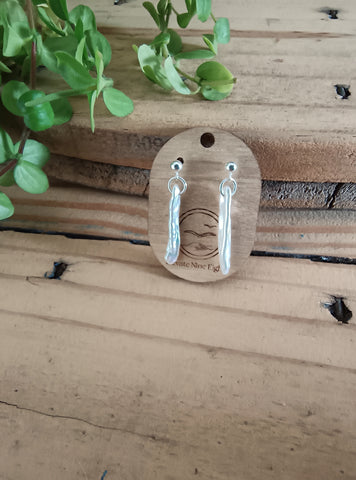 Stick Pearl Earring